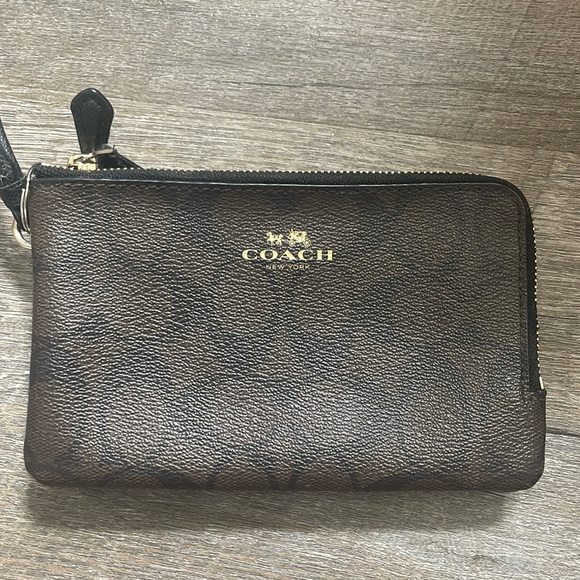 Coach Handbags - Coach Brown Wristlet Double Zipper